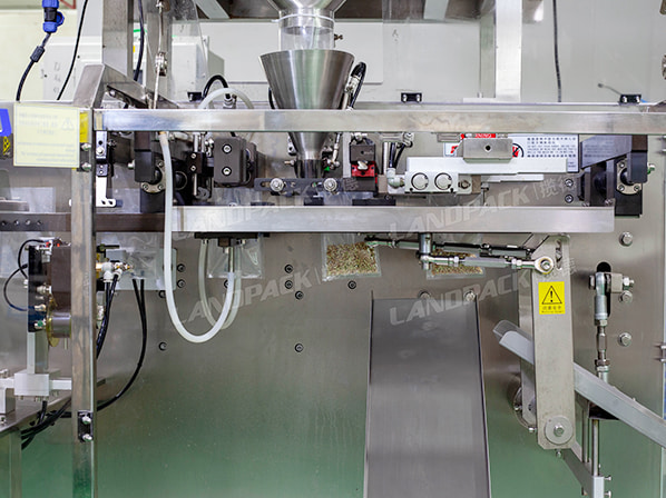 horizontal premade pouch packaging machine