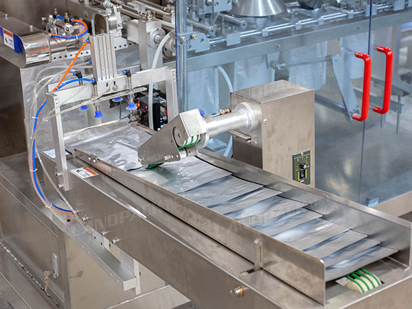 doypack pouch packing machine