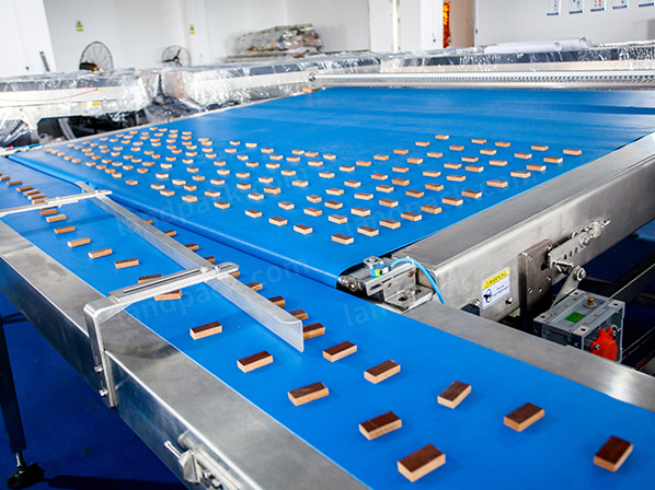 chocolate bar packaging machine