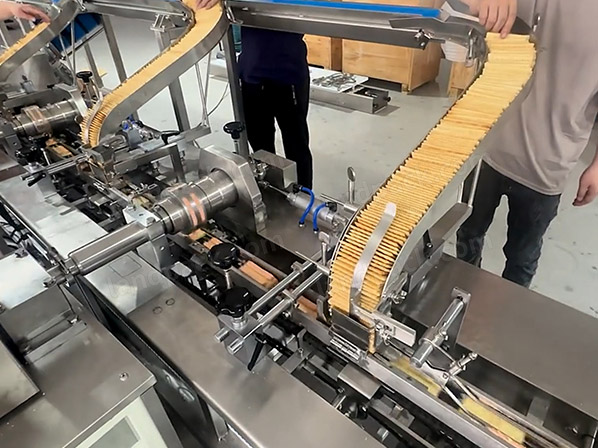 biscuit packing machine