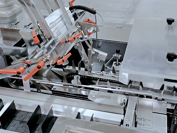 cartoner packaging machine