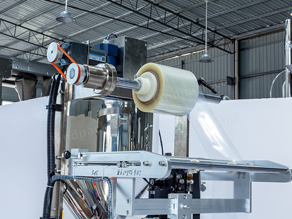 four side sealing machine