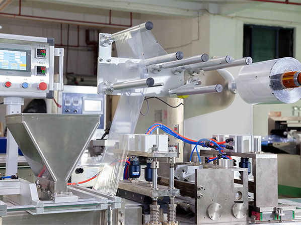 4 side seal pouch machine
