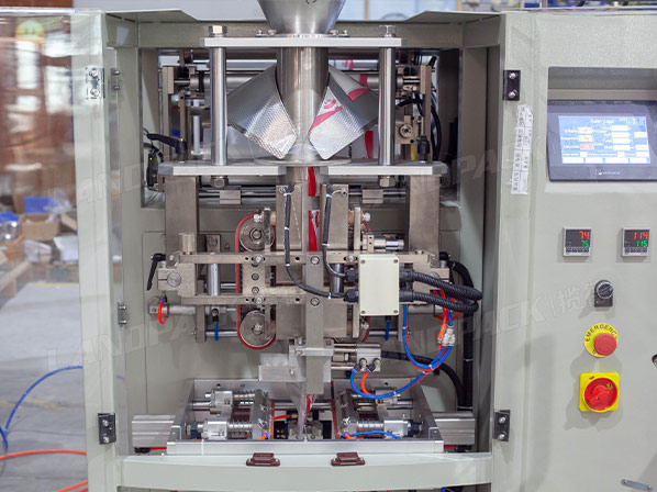 fastener packaging machine