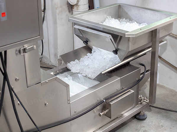 ice packing machine