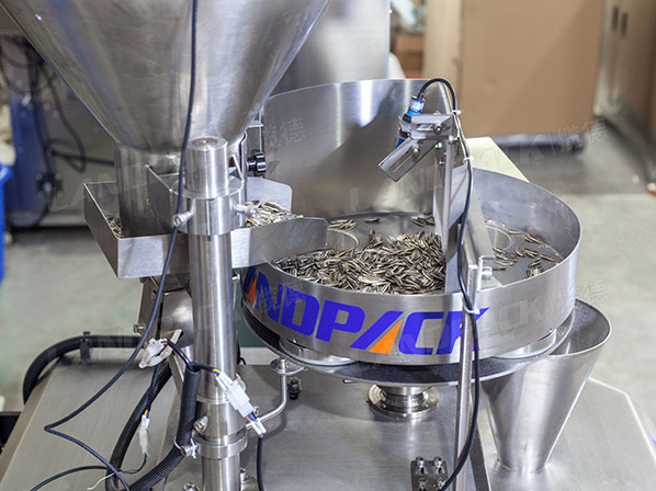 peanut packaging machine