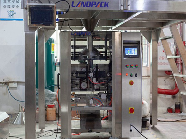 automatic pouch packing machine