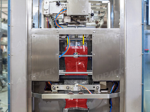 liquid pouch filler