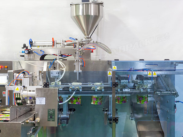 stand up pouch liquid filling machine