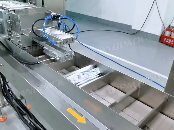 liquid pouch filling machine