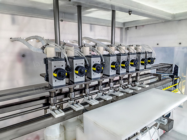 chemical liquid filling machine