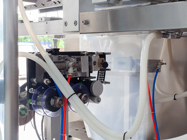 laundry detergent filling machine