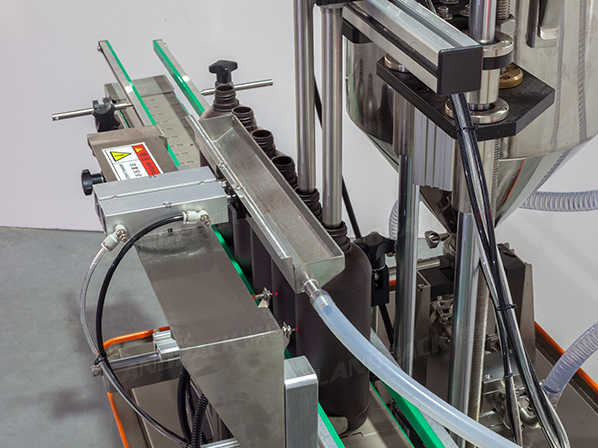 automatic syrup filling machine