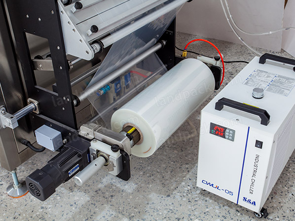 liquid sachet filling machine