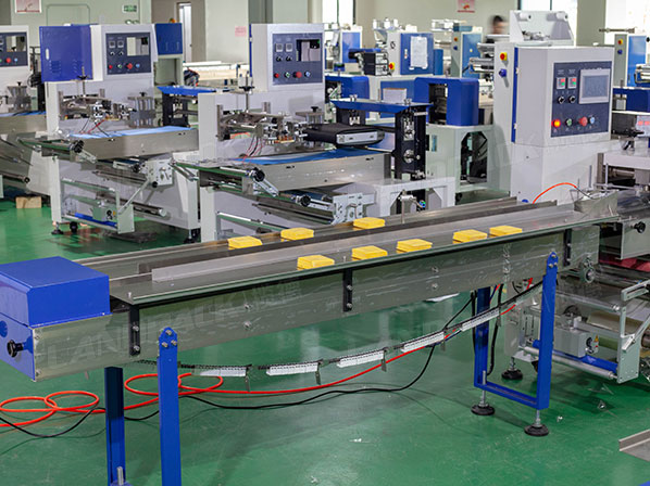 pharma packaging machine