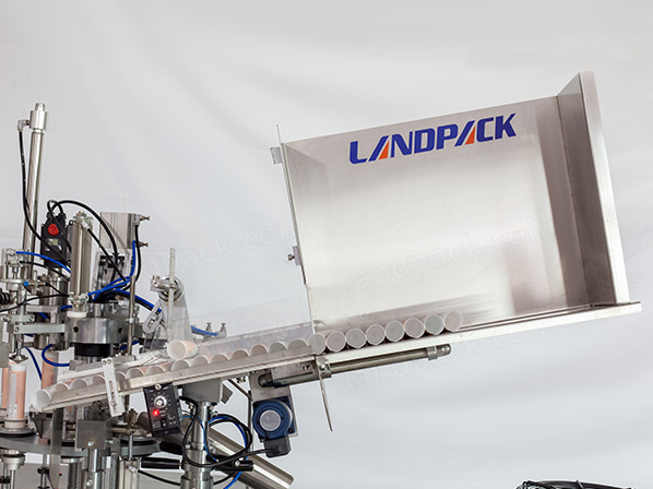 tube filling and sealing machine