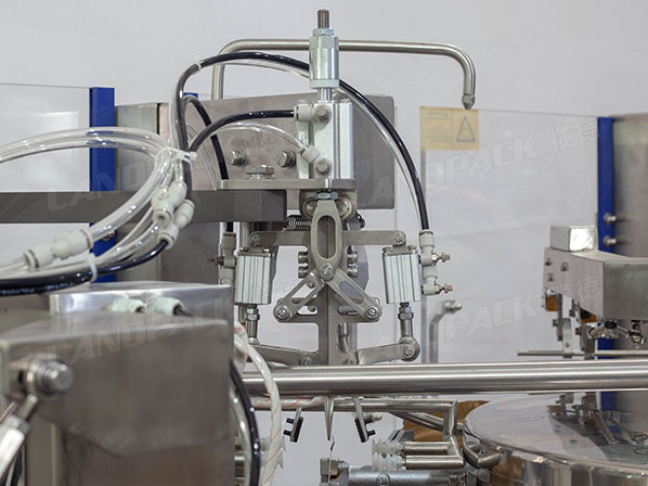 pharma packing machine