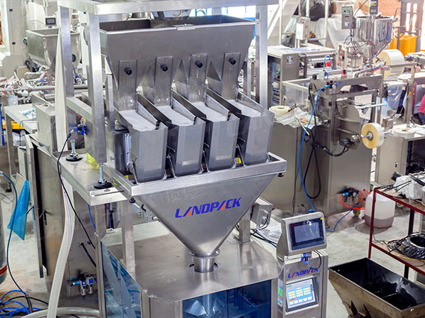 detergent powder packaging machine