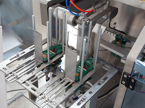 automatic premade pouch packing machine