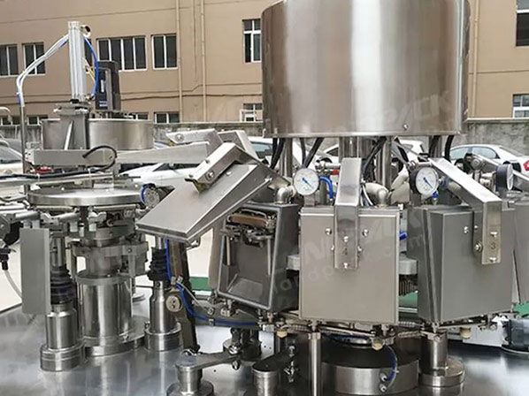 rotary vacuum packaging machine