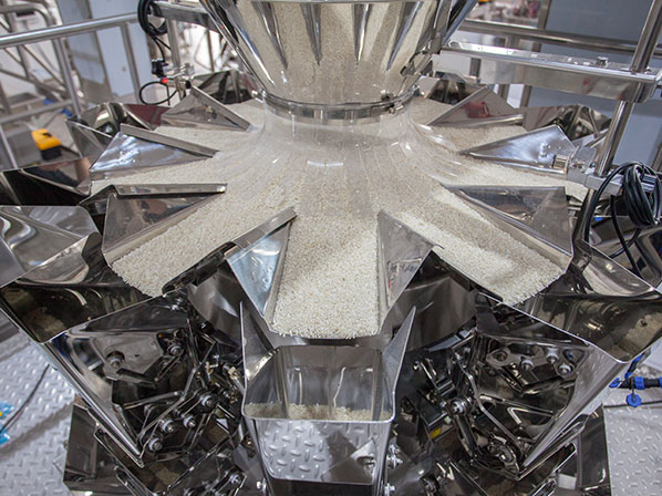 retort pouch packing machine