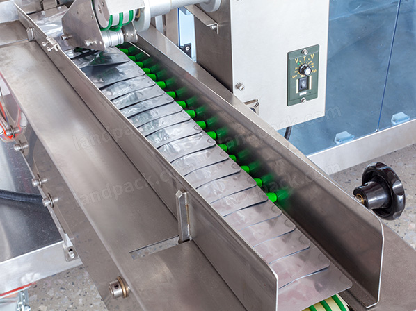 spout pouch filling machine price