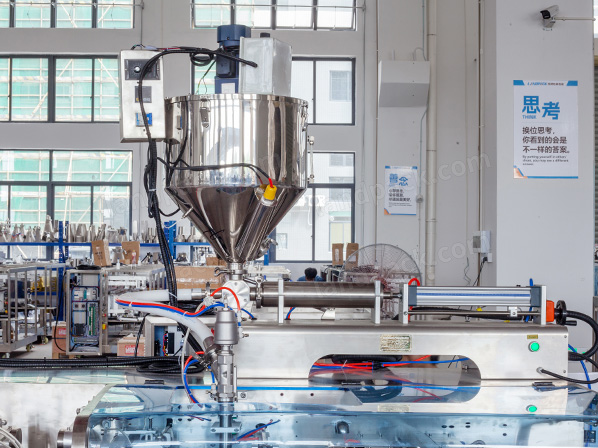 liquid spout pouch filling machine