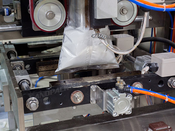 vffs packaging machine